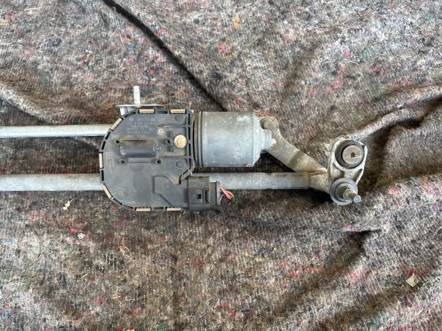 bontott VW GOLF V Első Ablaktörlő Motor