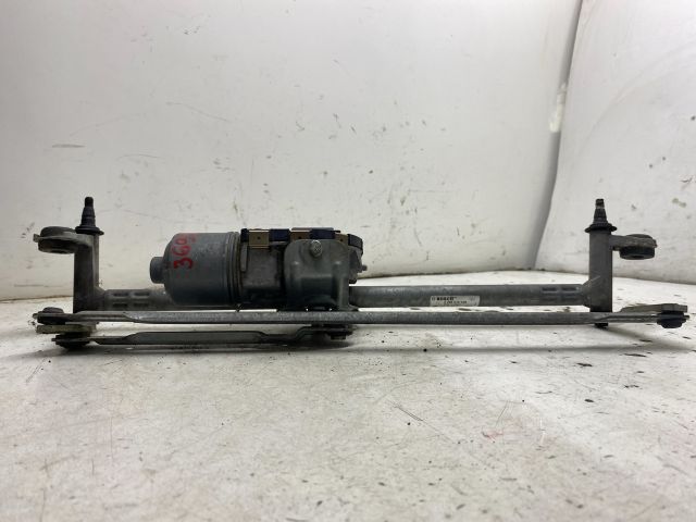 bontott VW GOLF V Első Ablaktörlő Szerkezet Motorral