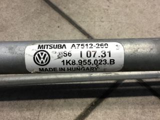 bontott VW GOLF V Első Ablaktörlő Szerkezet Motorral