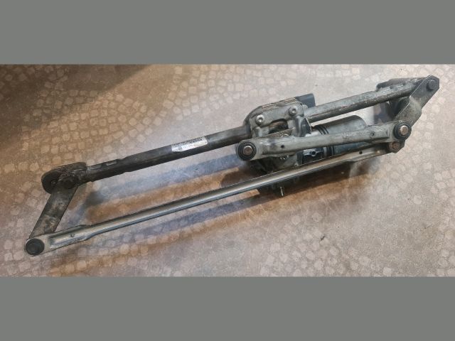 bontott VW GOLF V Első Ablaktörlő Szerkezet Motorral