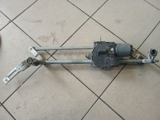 bontott VW GOLF V Első Ablaktörlő Szerkezet Motorral