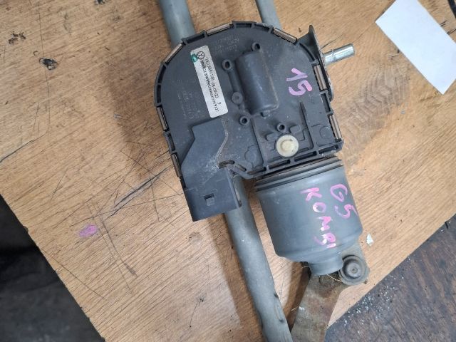 bontott VW GOLF V Első Ablaktörlő Szerkezet Motorral