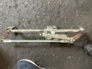 bontott VW GOLF V Első Ablaktörlő Szerkezet Motorral