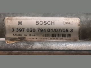 bontott VW GOLF V Első Ablaktörlő Szerkezet Motorral