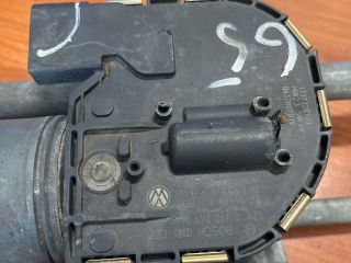 bontott VW GOLF V Első Ablaktörlő Szerkezet Motorral