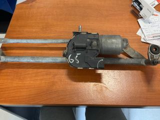 bontott VW GOLF V Első Ablaktörlő Szerkezet Motorral