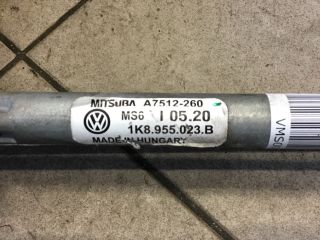 bontott VW GOLF V Első Ablaktörlő Szerkezet Motorral