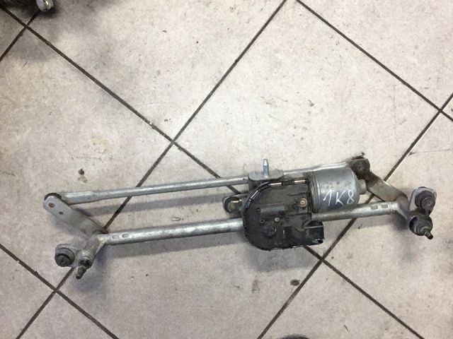 bontott VW GOLF V Első Ablaktörlő Szerkezet Motorral