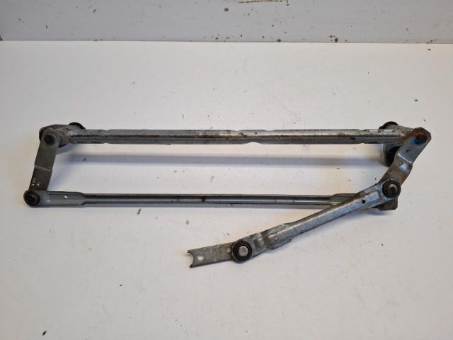 bontott VW GOLF V Első Ablaktörlő Szerkezet