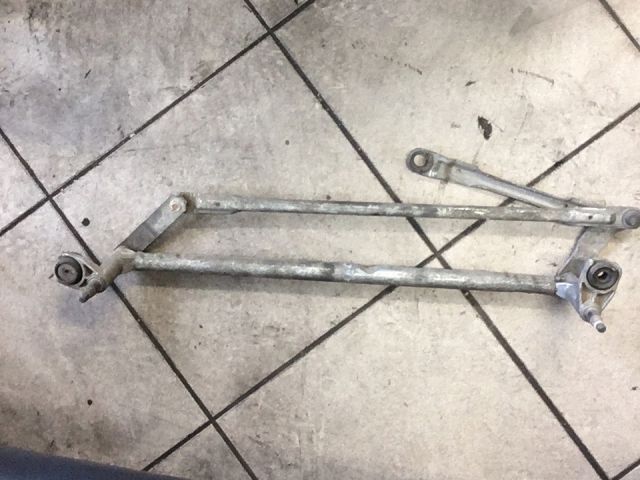 bontott VW GOLF V Első Ablaktörlő Szerkezet