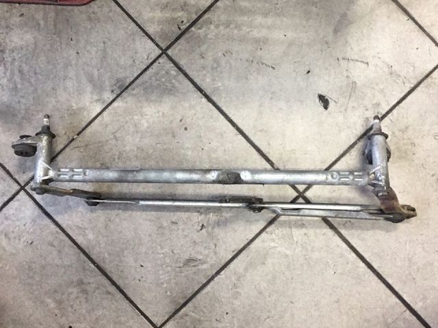 bontott VW GOLF V Első Ablaktörlő Szerkezet