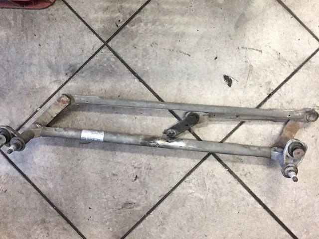 bontott VW GOLF V Első Ablaktörlő Szerkezet