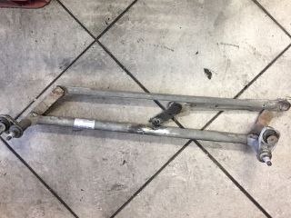 bontott VW GOLF V Első Ablaktörlő Szerkezet