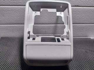 bontott VW GOLF V Első Beltér Világítás Keret