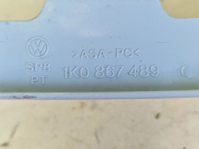 bontott VW GOLF V Első Beltér Világítás Keret