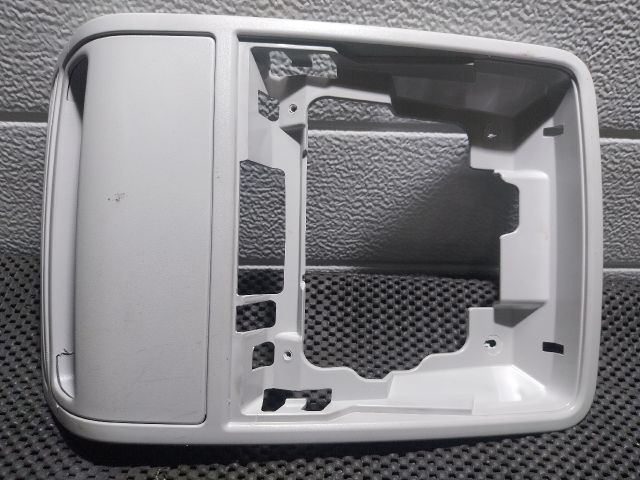 bontott VW GOLF V Első Beltér Világítás Keret