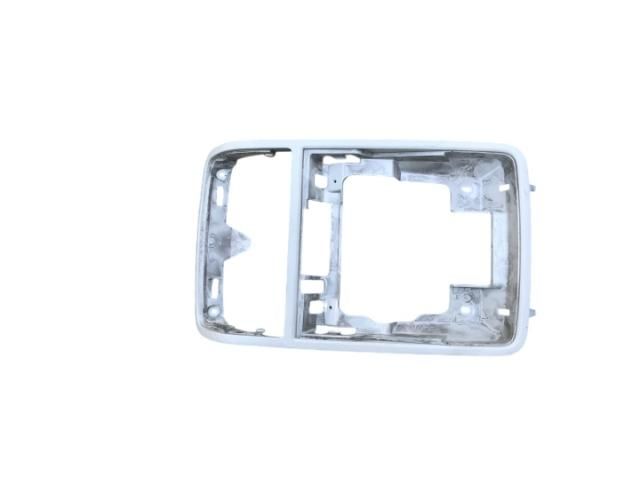 bontott VW GOLF V Első Beltér Világítás Keret