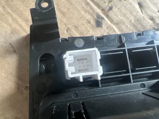 bontott VW GOLF V Első Hamutartó