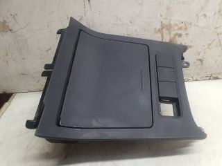 bontott VW GOLF V Első Hamutartó