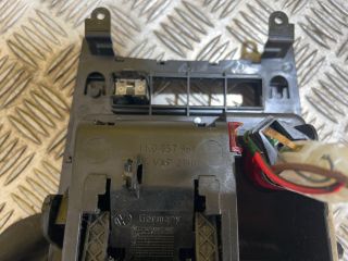 bontott VW GOLF V Első Hamutartó