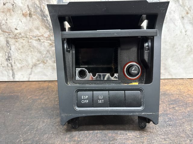 bontott VW GOLF V Első Hamutartó