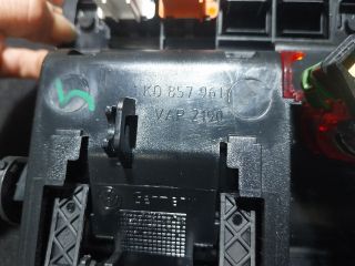 bontott VW GOLF V Első Hamutartó