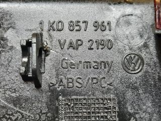 bontott VW GOLF V Első Hamutartó