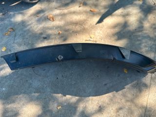 bontott VW GOLF V Első Lökhárító Bal Díszrács