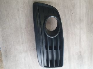 bontott VW GOLF V Első Lökhárító Bal Díszrács