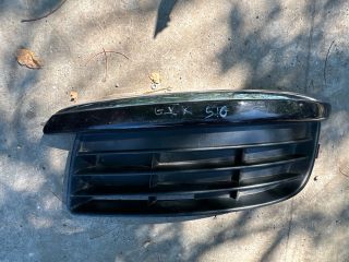 bontott VW GOLF V Első Lökhárító Bal Díszrács