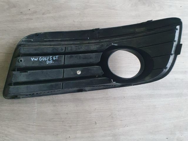 bontott VW GOLF V Első Lökhárító Bal Díszrács