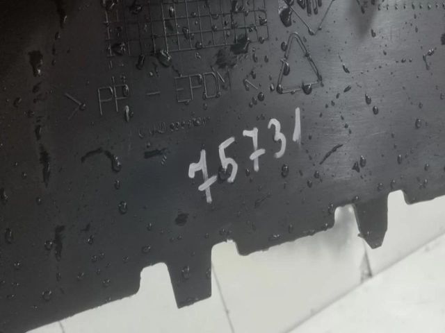 bontott VW GOLF V Első Lökhárító Légterelő