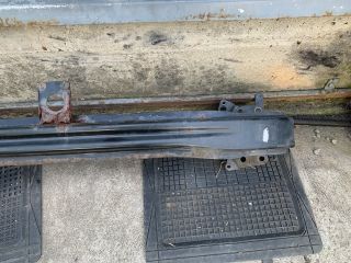 bontott VW GOLF V Első Lökhárító Merevítő (Fém)