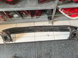 bontott VW GOLF V Első Lökhárító Merevítő (Fém)