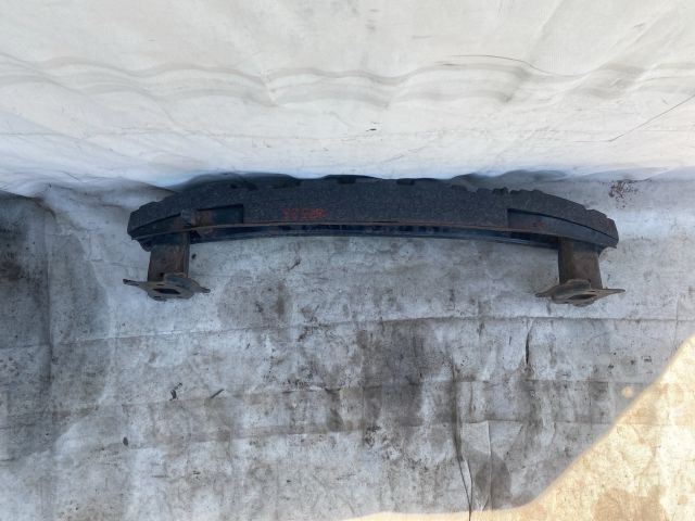 bontott VW GOLF V Első Lökhárító Merevítő (Fém)