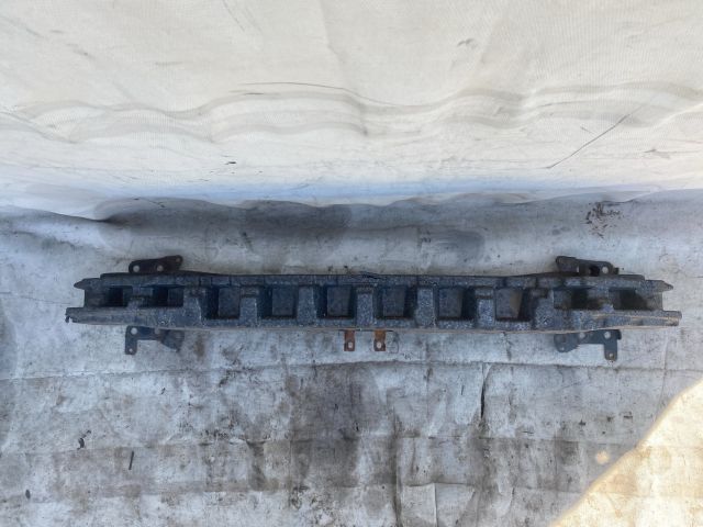 bontott VW GOLF V Első Lökhárító Merevítő (Fém)