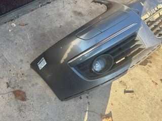 bontott VW GOLF V Első Lökhárító (Részeivel)