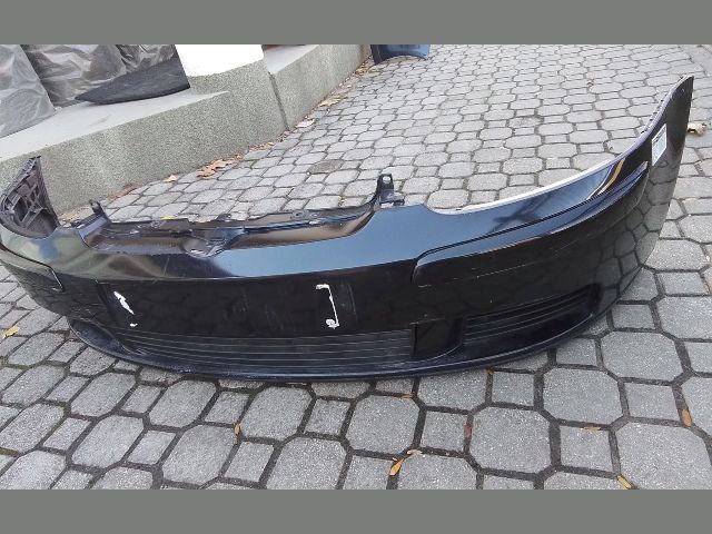 bontott VW GOLF V Első Lökhárító (Részeivel)