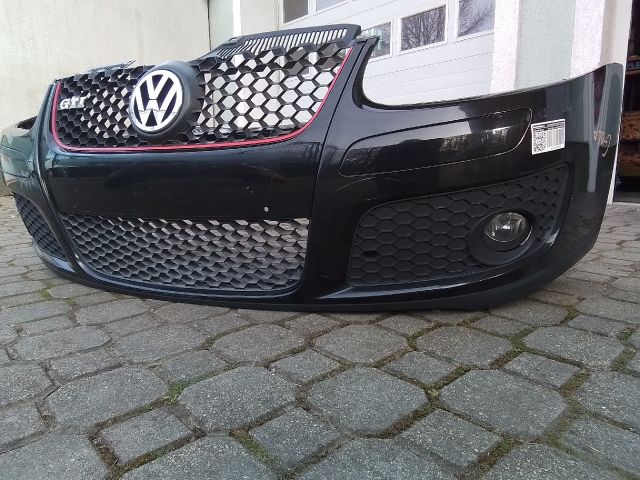 bontott VW GOLF V Első Lökhárító (Részeivel)