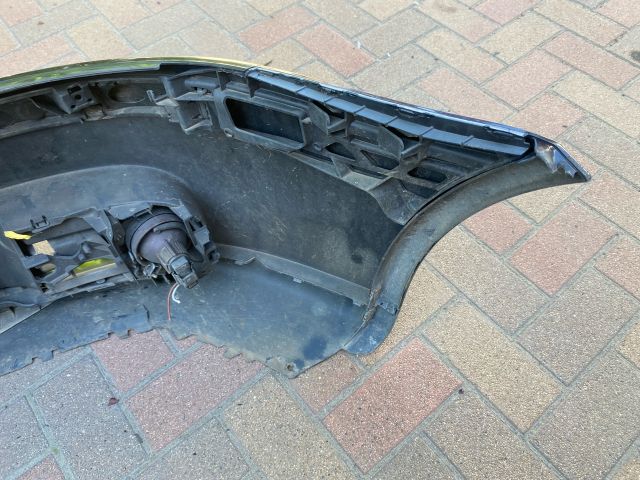 bontott VW GOLF V Első Lökhárító (Részeivel)