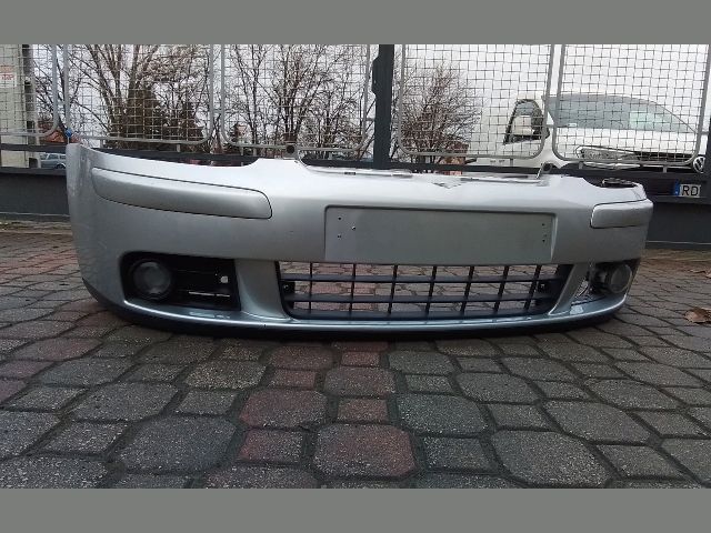 bontott VW GOLF V Első Lökhárító (Részeivel)