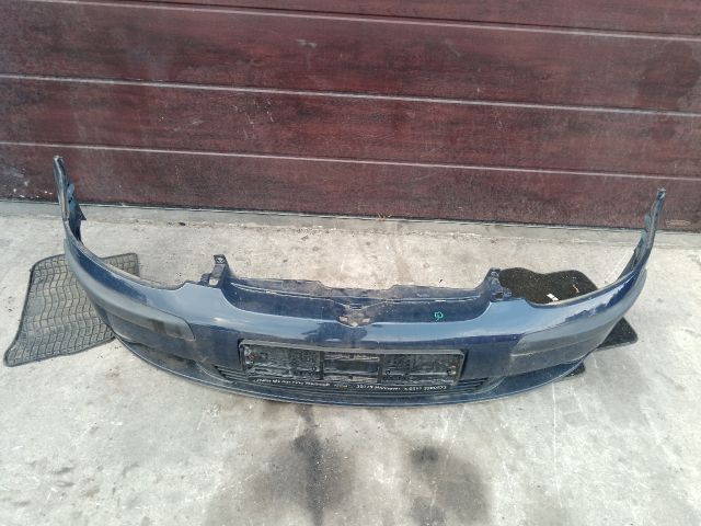 bontott VW GOLF V Első Lökhárító (Részeivel)