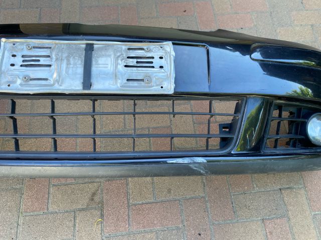 bontott VW GOLF V Első Lökhárító (Részeivel)