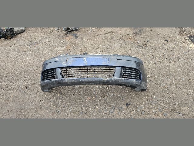 bontott VW GOLF V Első Lökhárító (Részeivel)