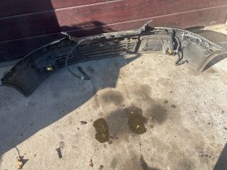 bontott VW GOLF V Első Lökhárító (Részeivel)