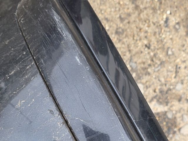 bontott VW GOLF V Első Lökhárító (Részeivel)