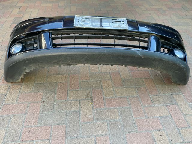 bontott VW GOLF V Első Lökhárító (Részeivel)