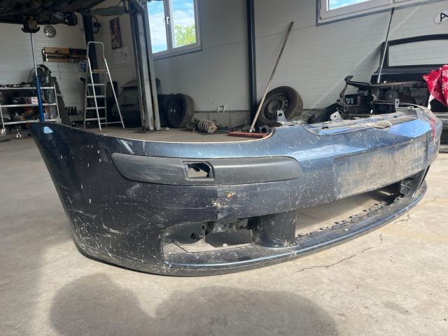 bontott VW GOLF V Első Lökhárító (Részeivel)