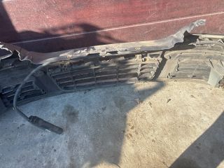 bontott VW GOLF V Első Lökhárító (Részeivel)