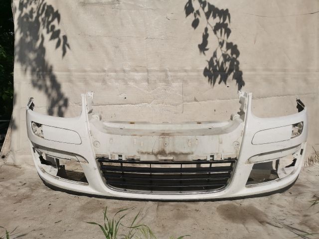 bontott VW GOLF V Első Lökhárító (Üresen)